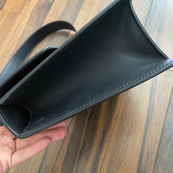 Gucci Sylvie bag in small - Picture 4 of 11